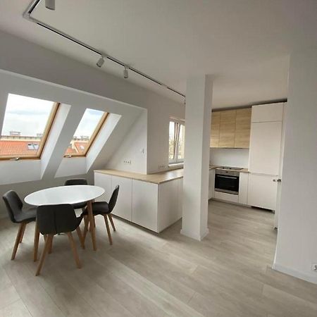 Ferienwohnung 3 Pokojowy Nowoczesny Apartament Z Widokiem Na Jeziorak Iława Exterior foto